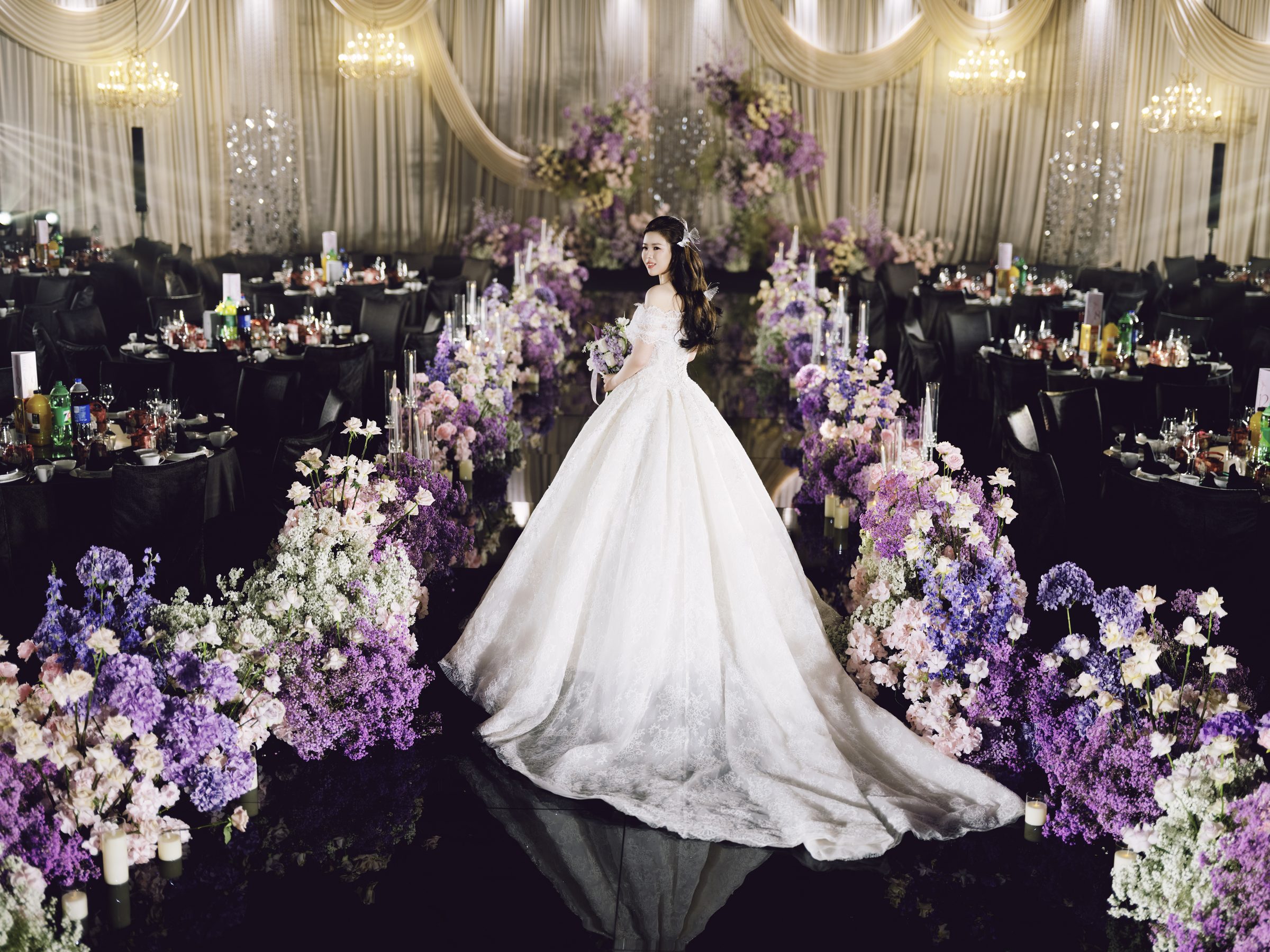 French Romance in Purple & Champagne gallery 04