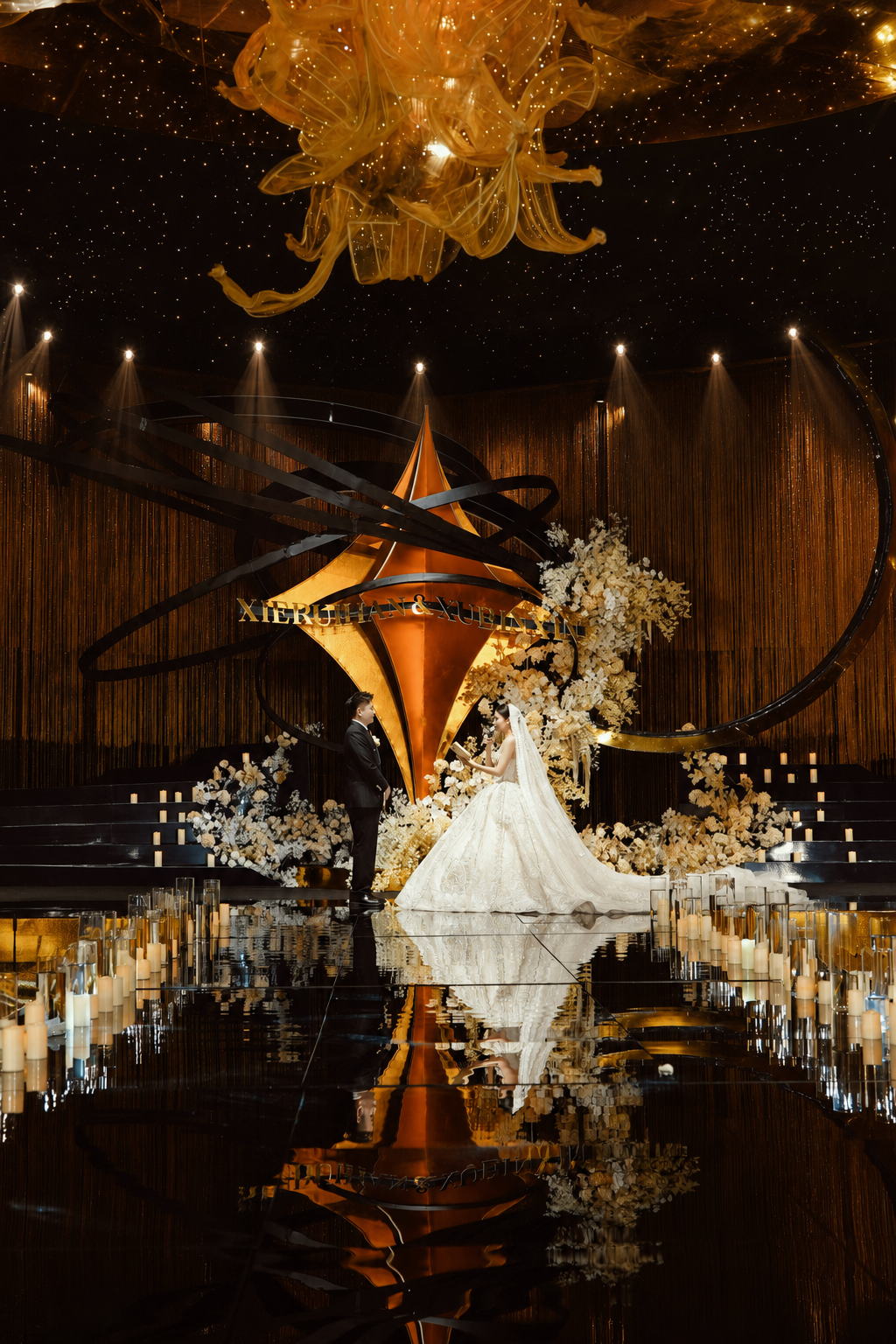 Midnight Gold gallery 06