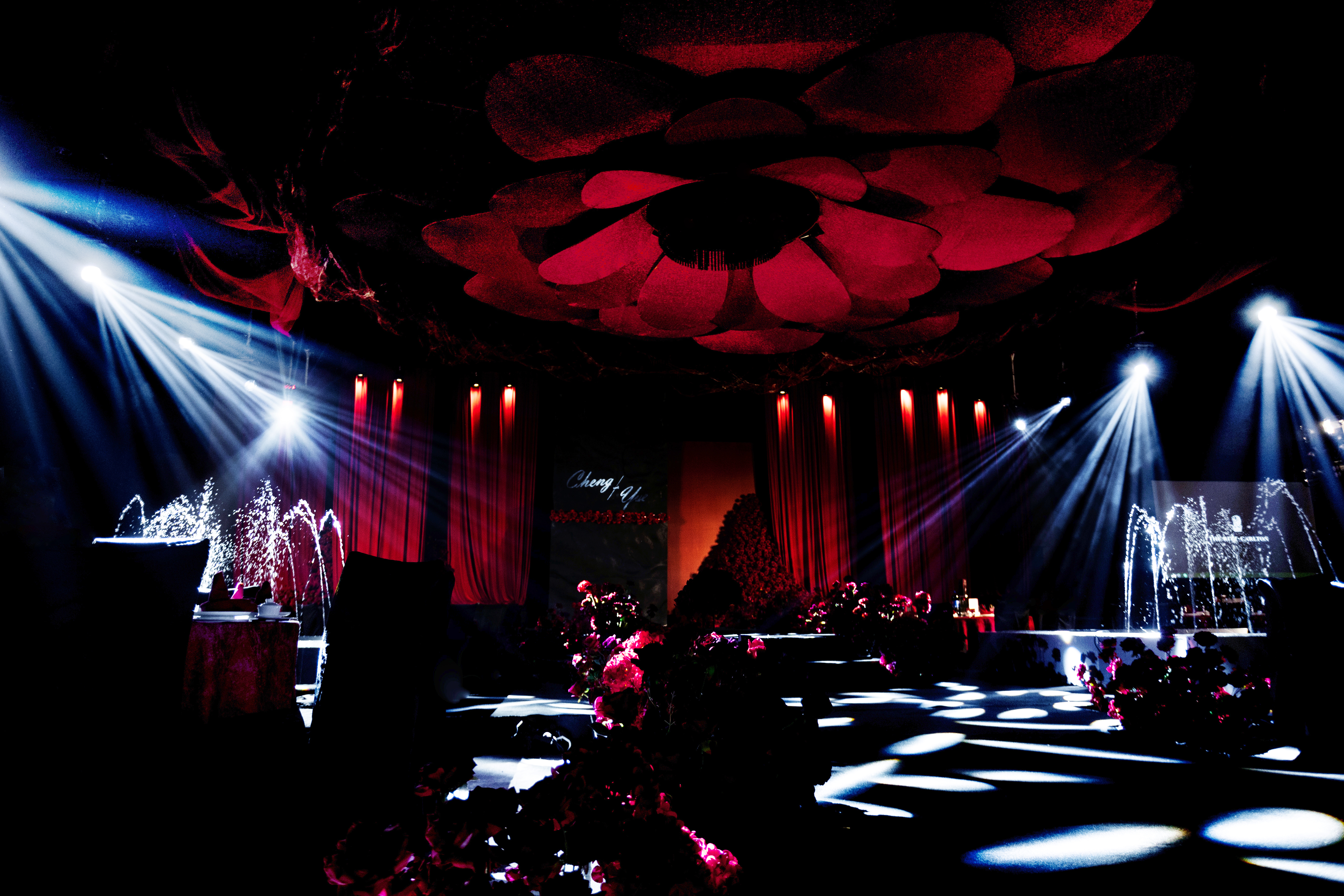 Red & Black Runway gallery 05