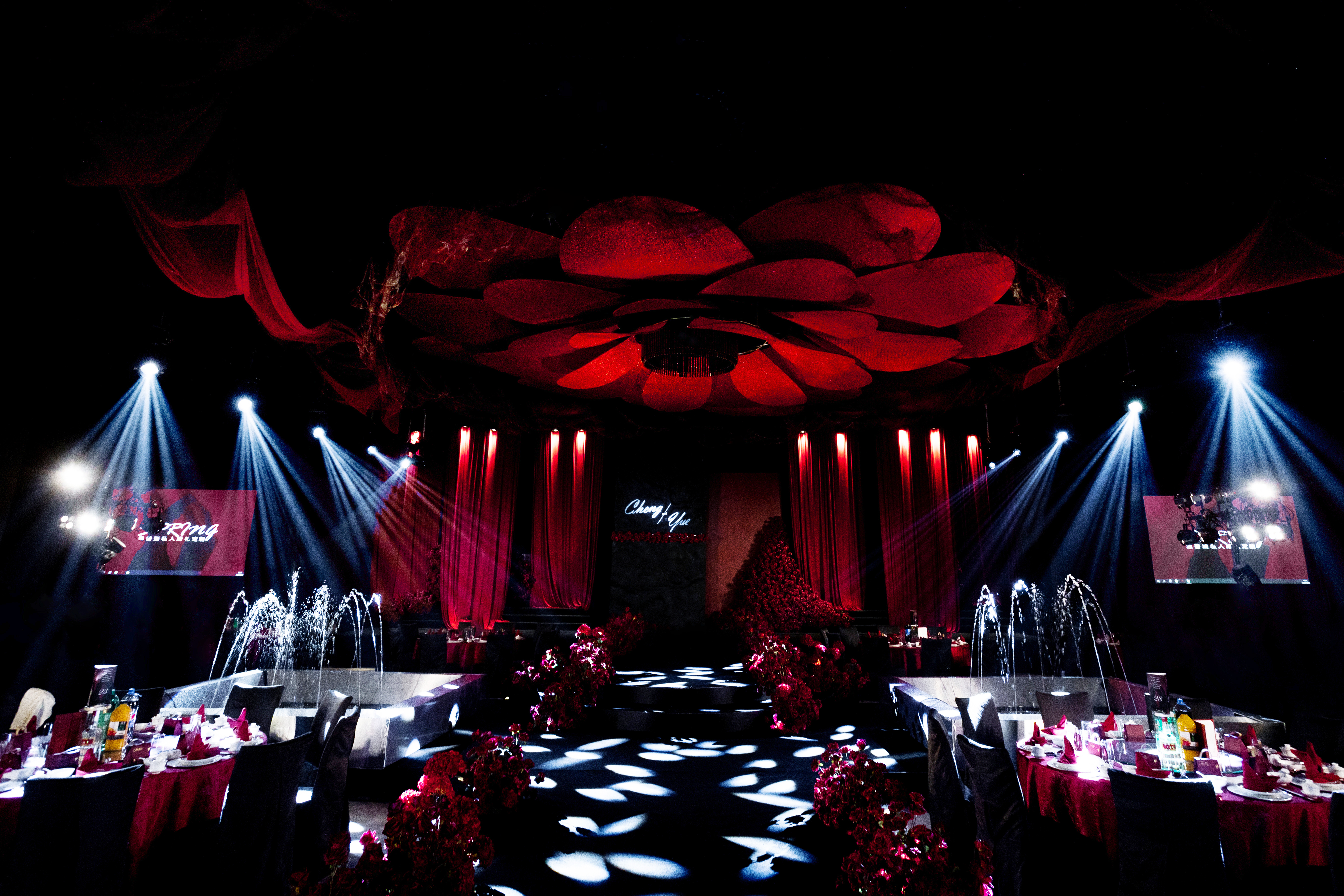 Red & Black Runway gallery 06